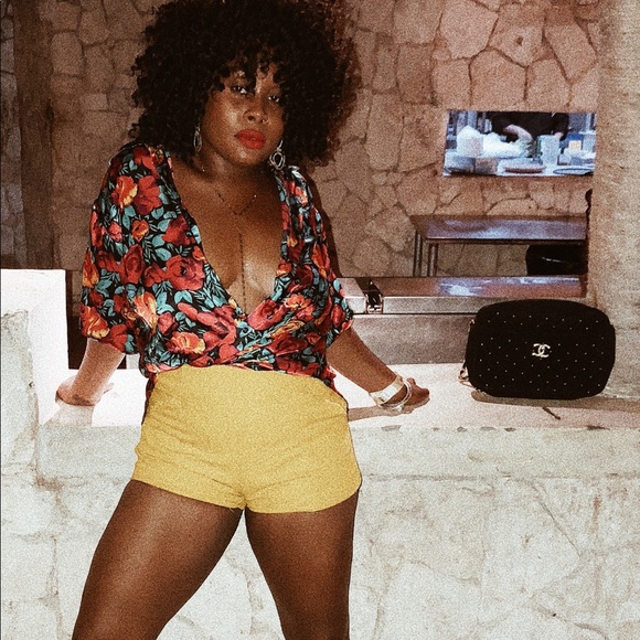 Meet your Posher, ROXY! - Picture 2 of 8